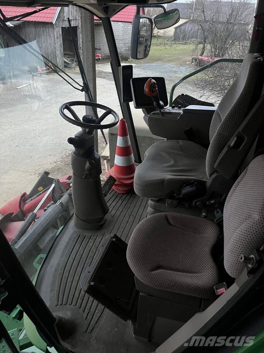 John Deere S670i Kombajni