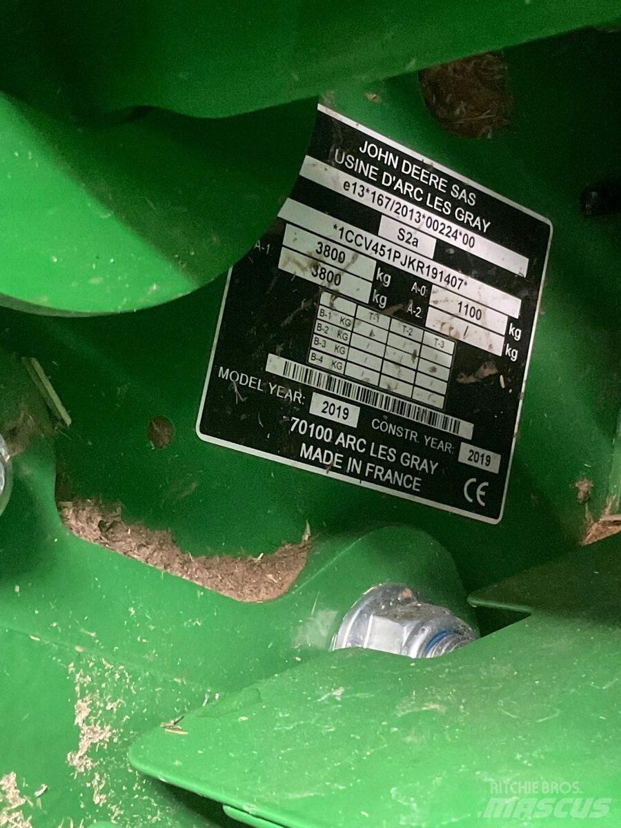 John Deere V451R Balirke (okrogle bale)