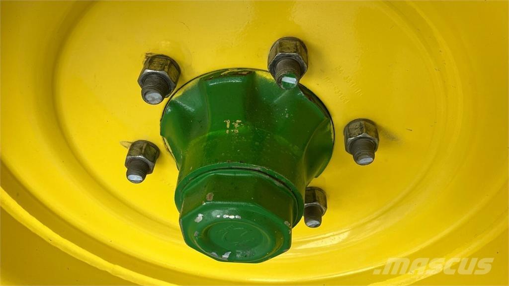 John Deere V461R Balirke (okrogle bale)
