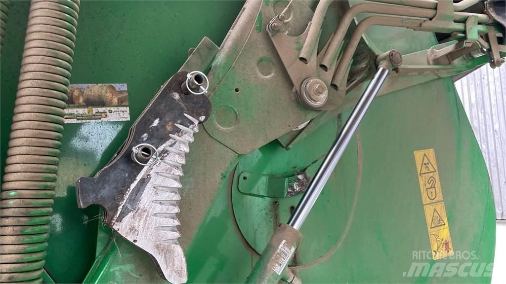 John Deere V461R Balirke (okrogle bale)