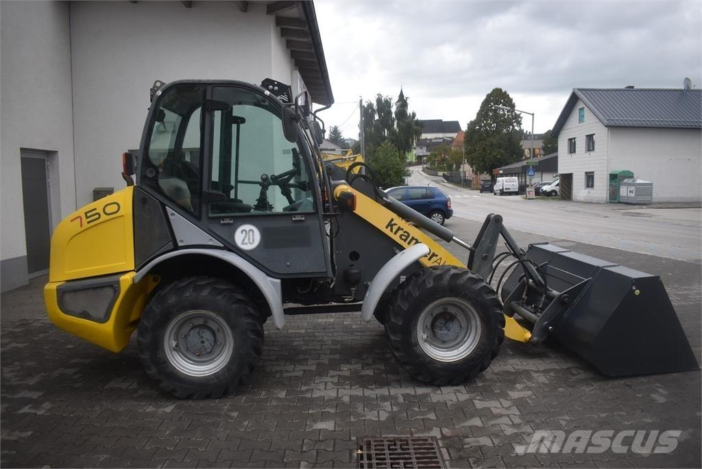 Kramer 750 Kolesni nakladalci