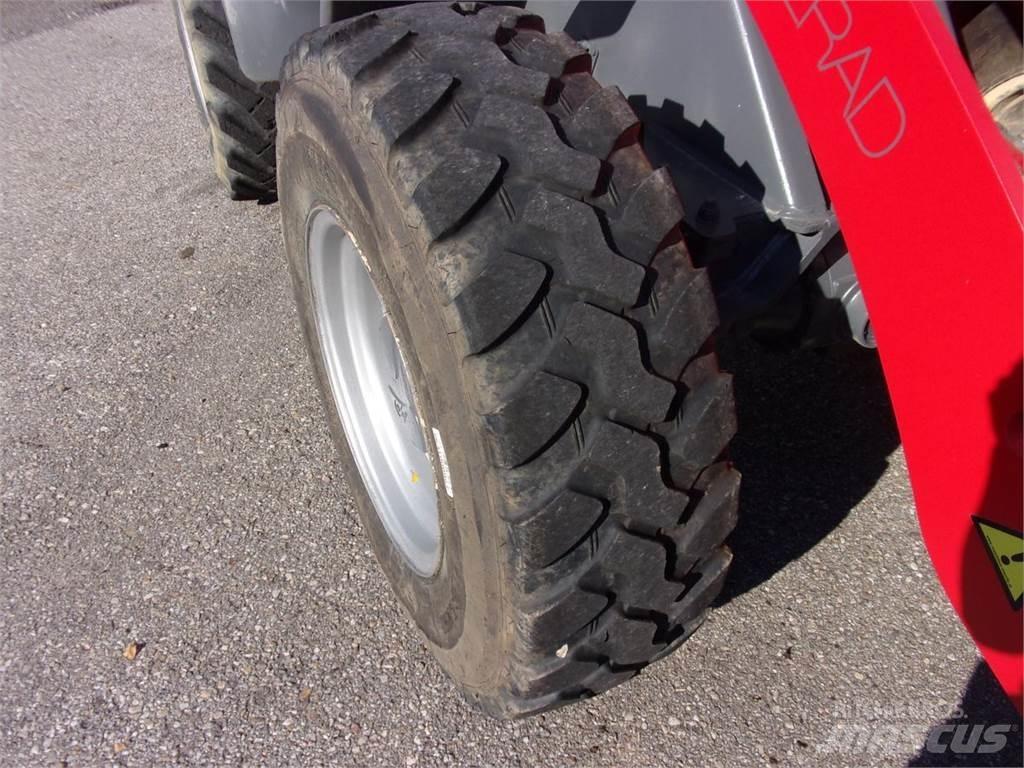 Kramer 850 Kolesni nakladalci