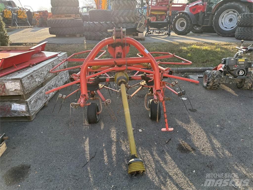 Kuhn  Obračalniki in zgrabljalniki