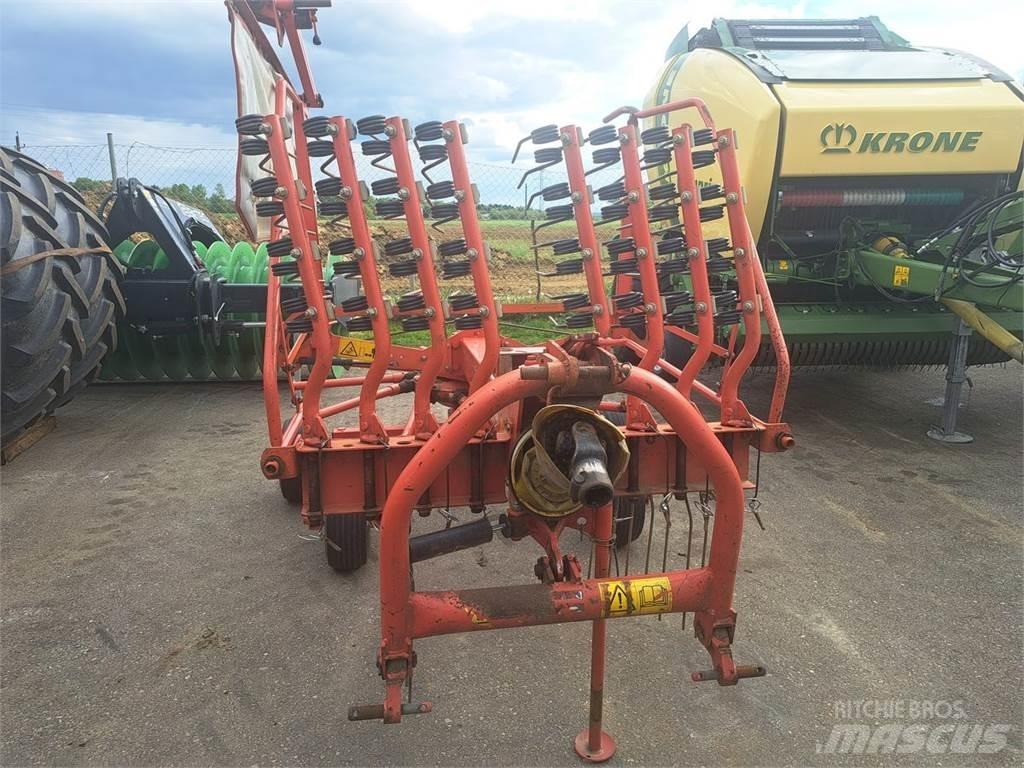 Kuhn GA 4121 GM Zgrabljalniki