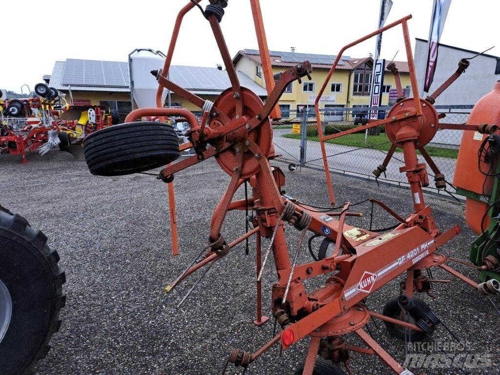 Kuhn GF 4201 MH Obračalniki in zgrabljalniki