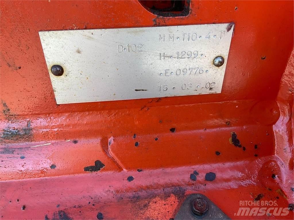 Kuhn MM 110 4T Navadni plugi