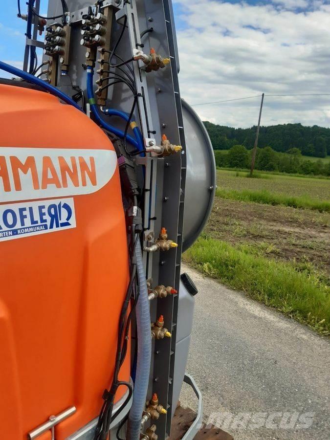 Lochmann APS 4/60QZ Vlečne škropilnice