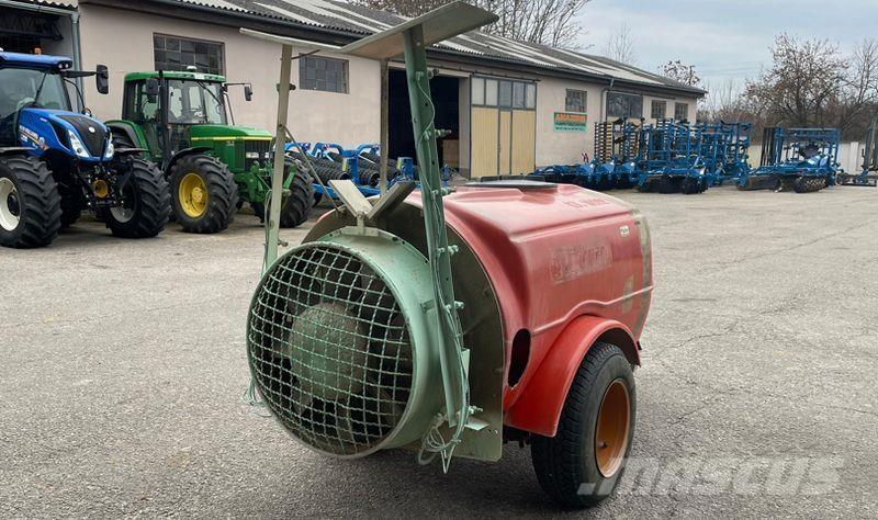 Lochmann RP 10/32 Vlečne škropilnice