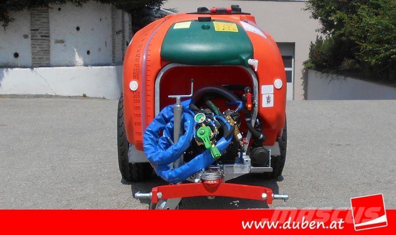 Lochmann RP 10/80 Vlečne škropilnice