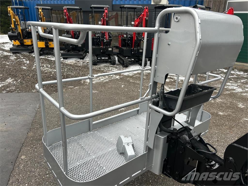 Manitou 160 ATJ Zglobne dvižne ploščadi