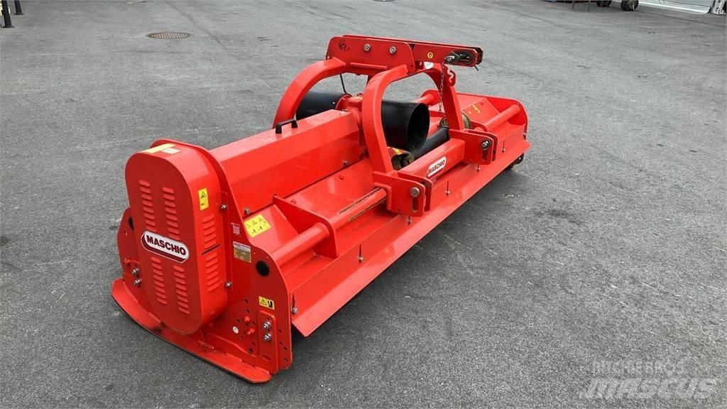 Maschio Bisonte 280 Kosilnice za pašnike