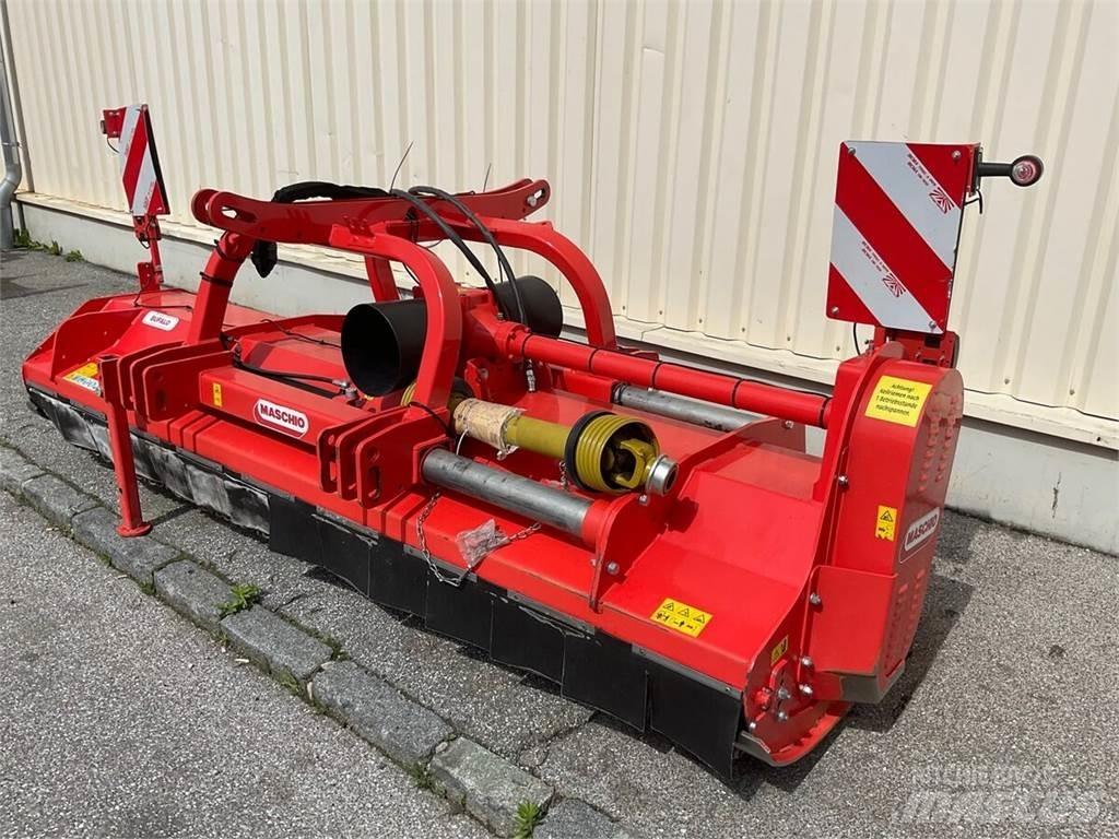 Maschio Bufalo 300 Kosilnice za pašnike