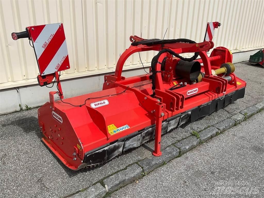 Maschio Bufalo 300 Kosilnice za pašnike
