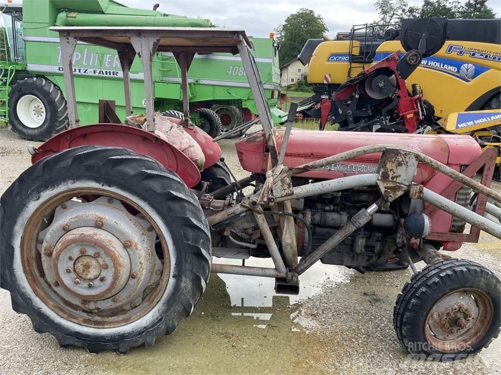 Massey Ferguson 65 Traktorji