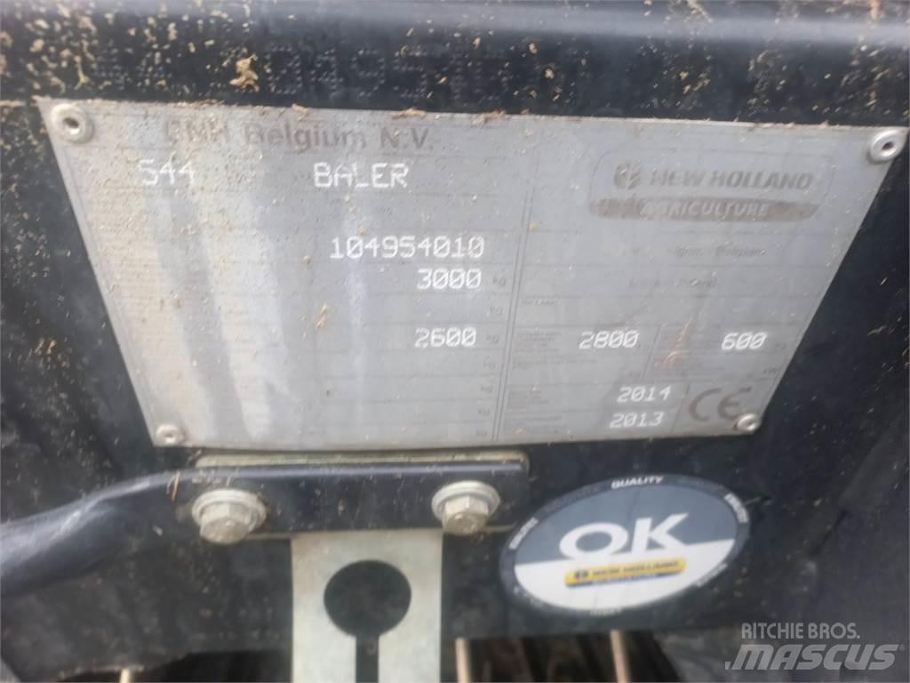 New Holland BR 6090 Balirke (okrogle bale)