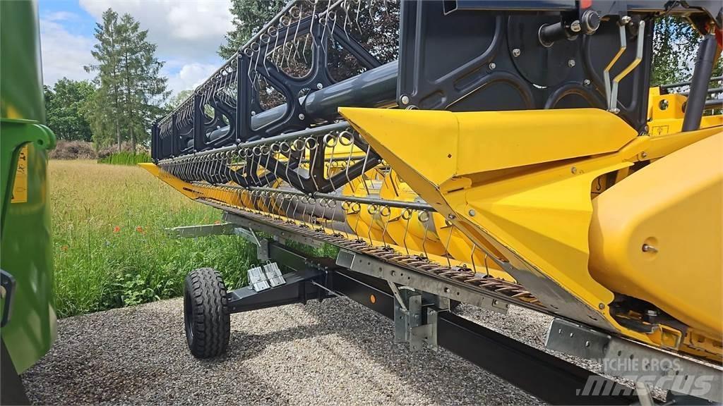 New Holland CX8040 Kombajni