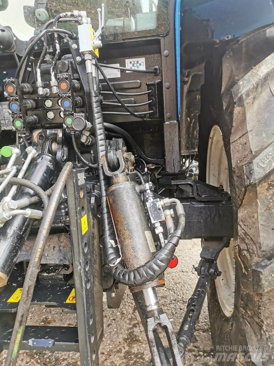 New Holland T 5.85 Traktorji