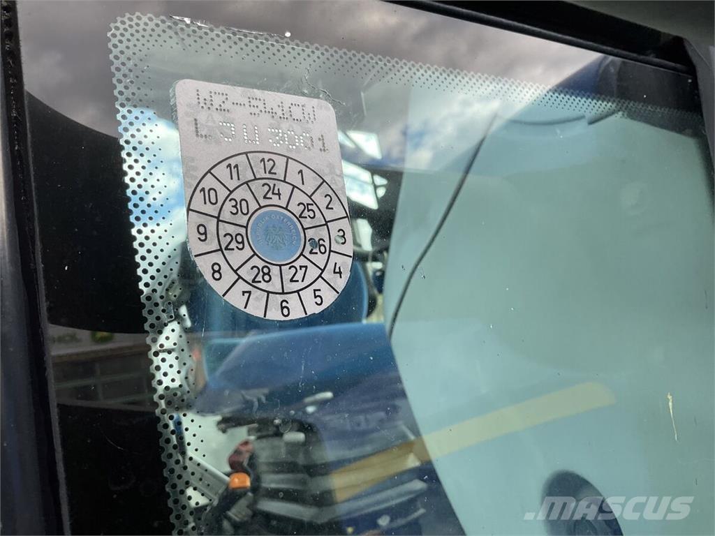 New Holland T 5030 Traktorji