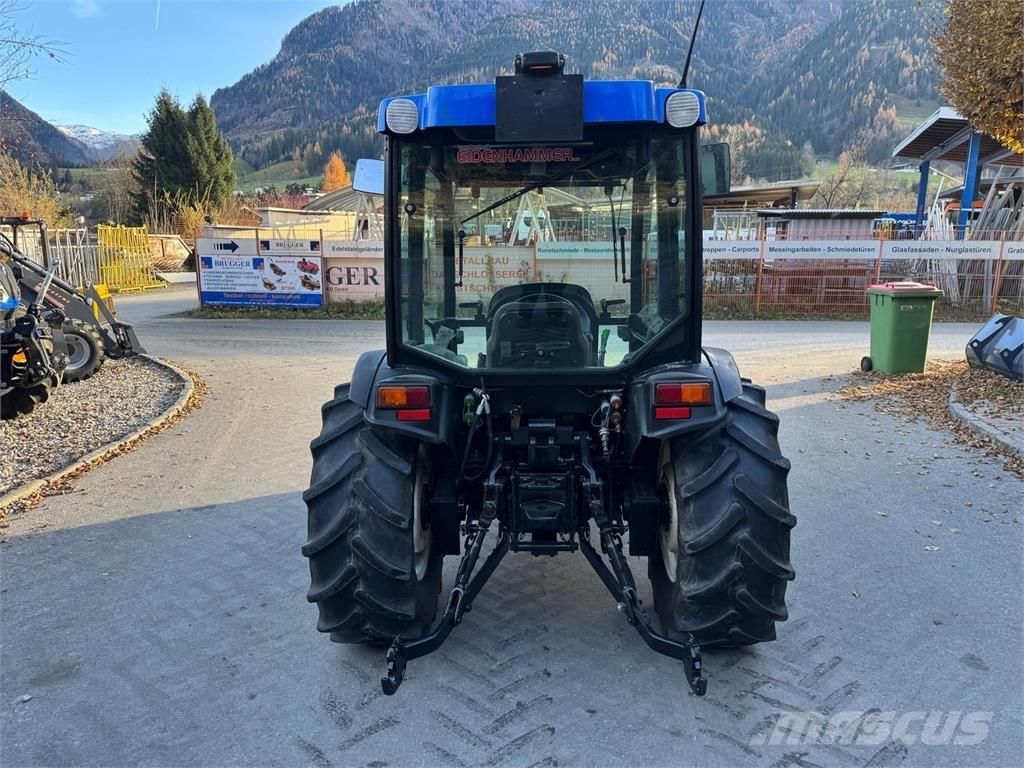 New Holland T3040 Traktorji