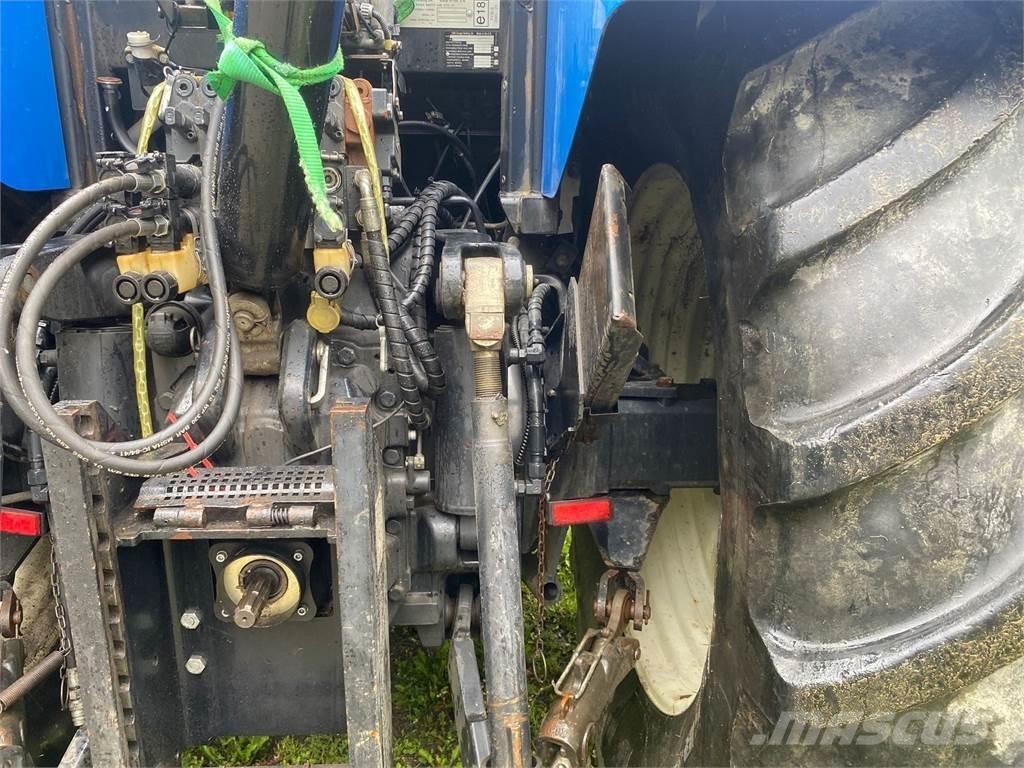 New Holland T7040 Traktorji