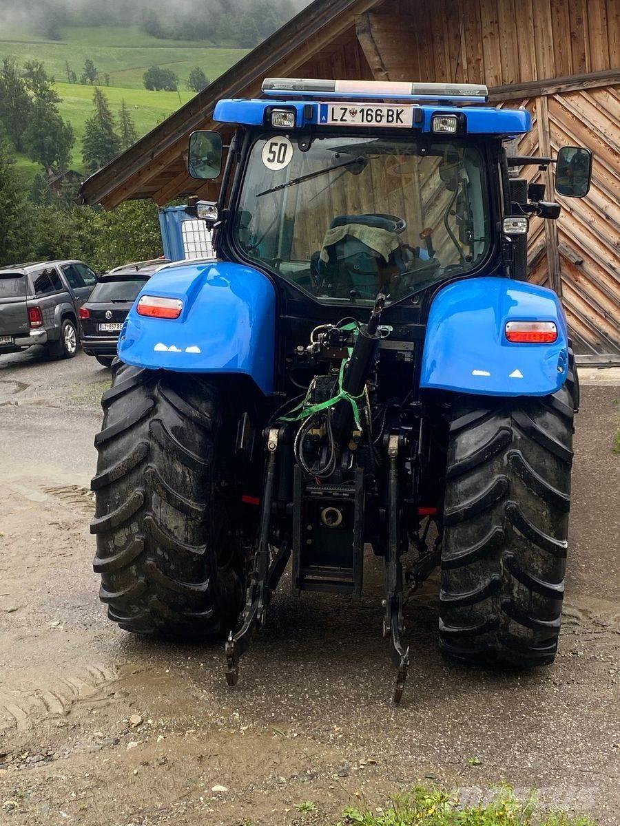 New Holland T7040 Traktorji