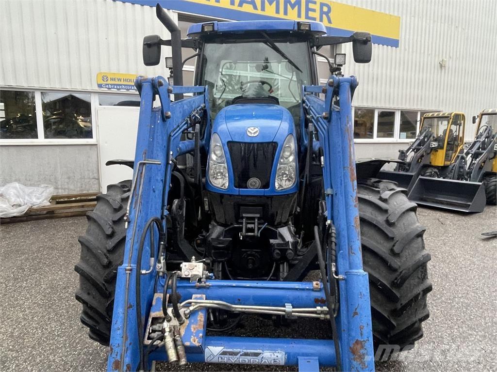 New Holland TS135A Traktorji