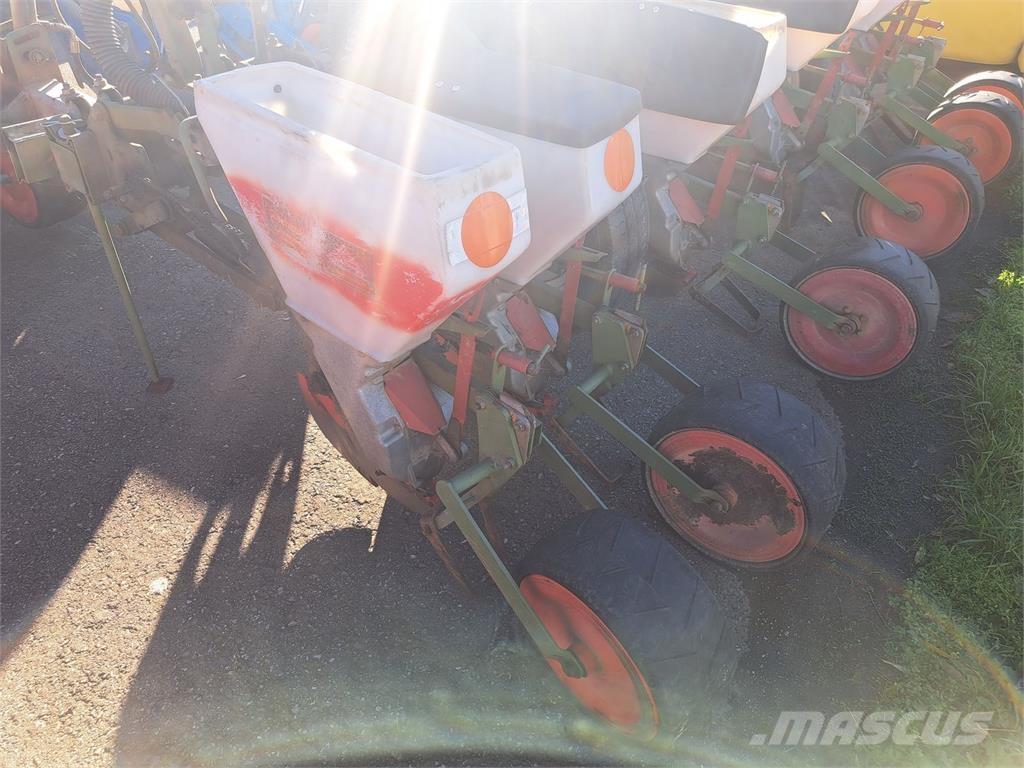 Nodet 6 reihig Sadilniki