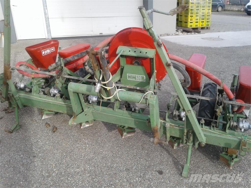 Nodet 6 Reihig Sadilniki