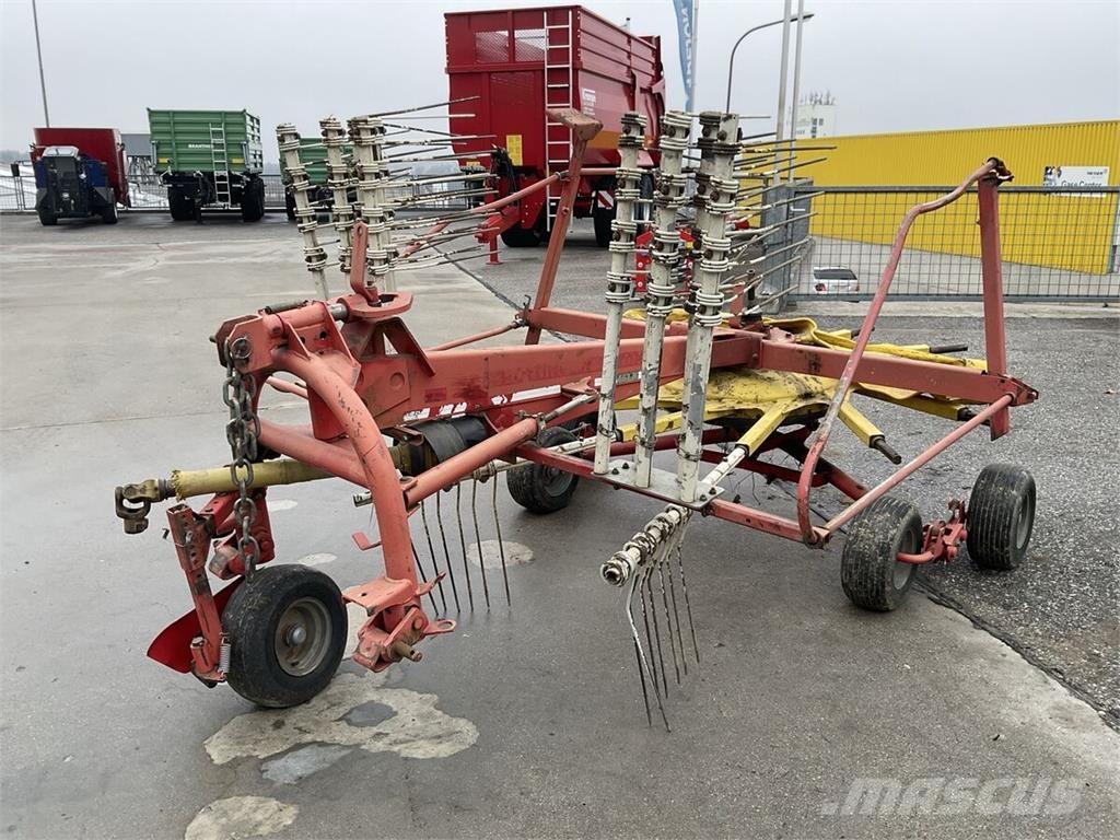 Pöttinger TOP 461 N Zgrabljalniki