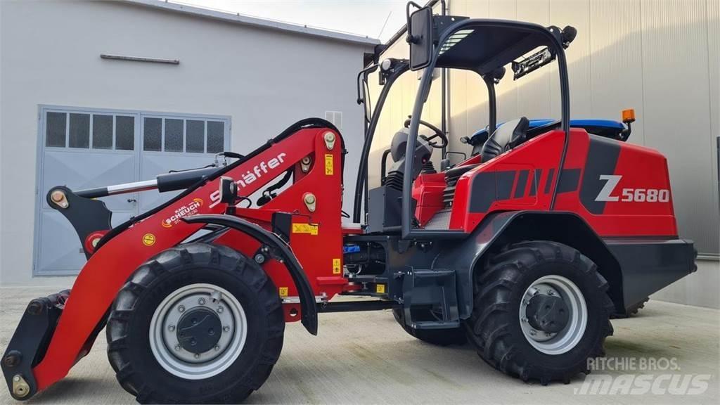 Schäffer 5680Z Čelni nakladalci in kopači