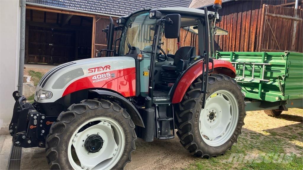 Steyr 4085 Kompakt Traktorji