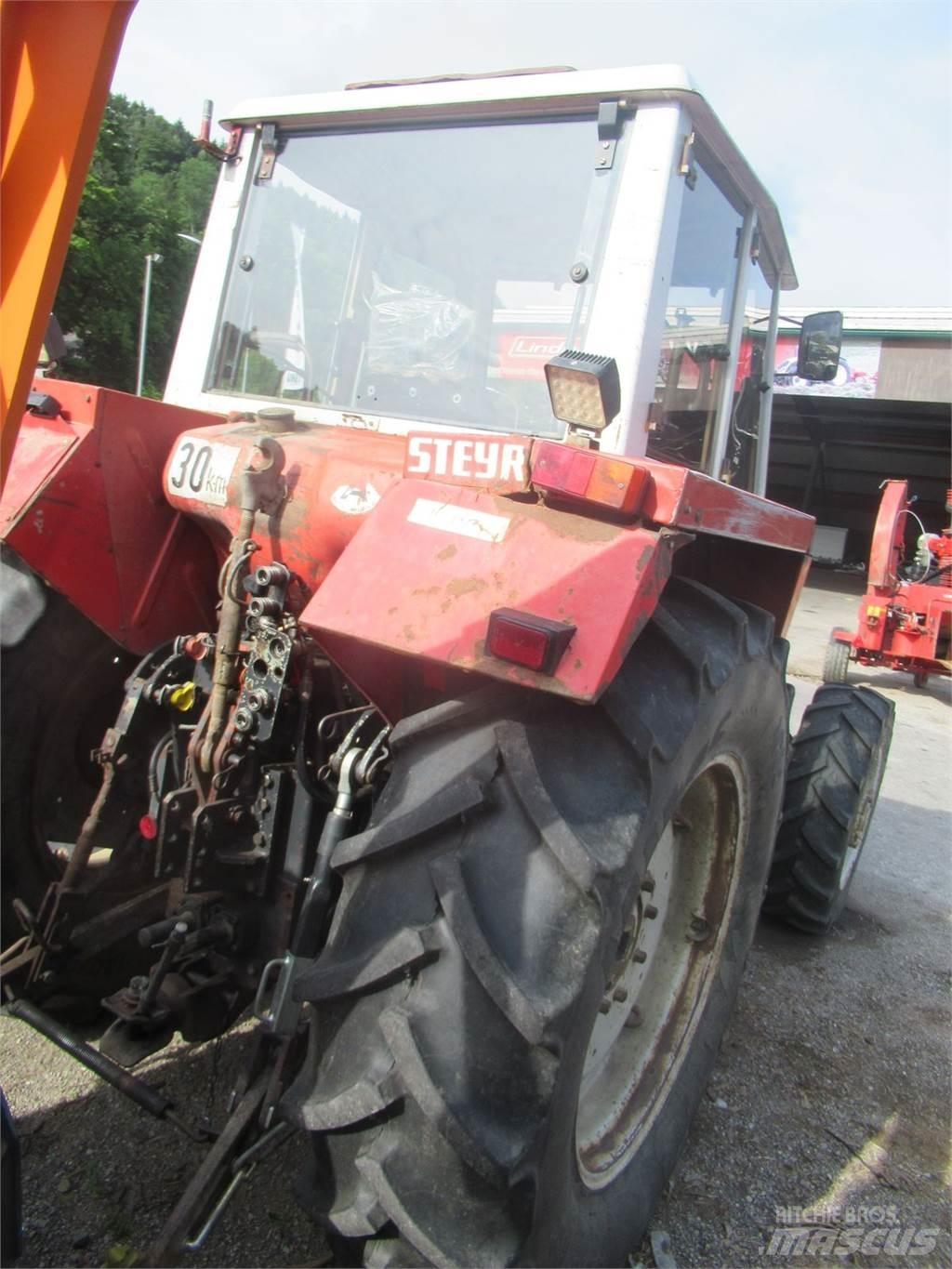 Steyr 8100 A Traktorji