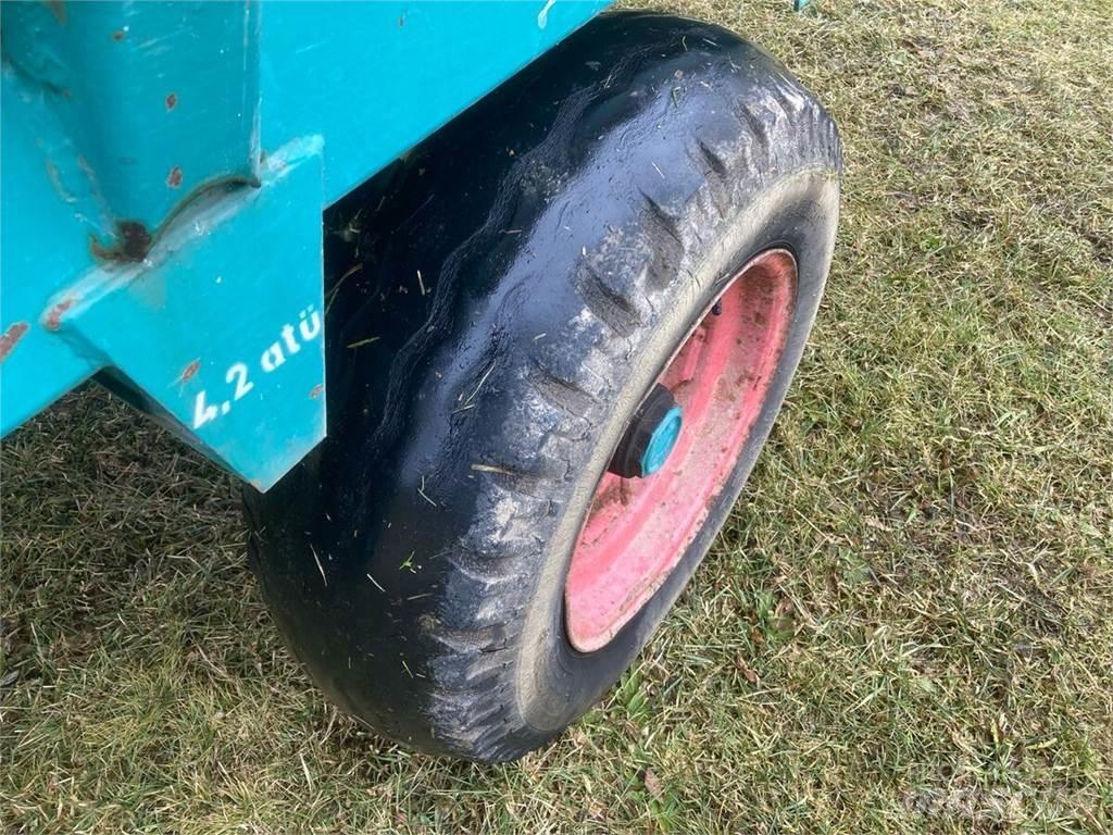 Steyr Hamster 803V Samonakladalne prikolice