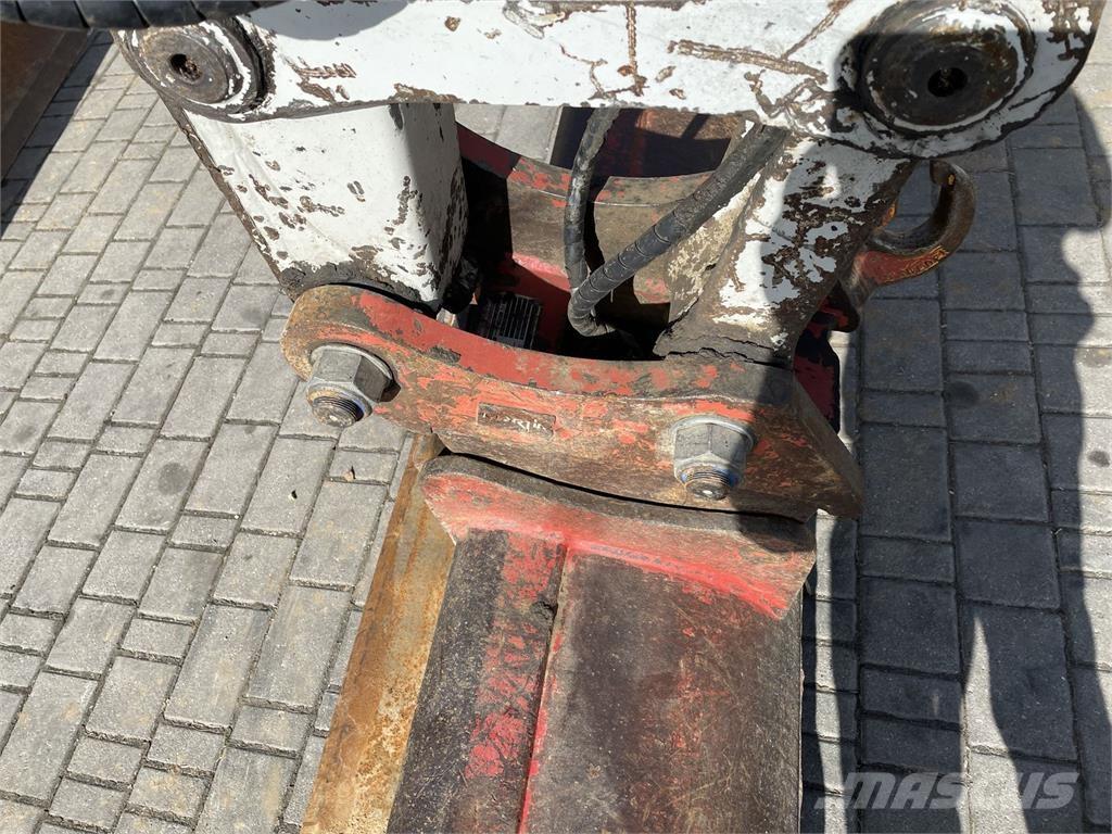 Takeuchi TB 280 FR Mini bagri <7t
