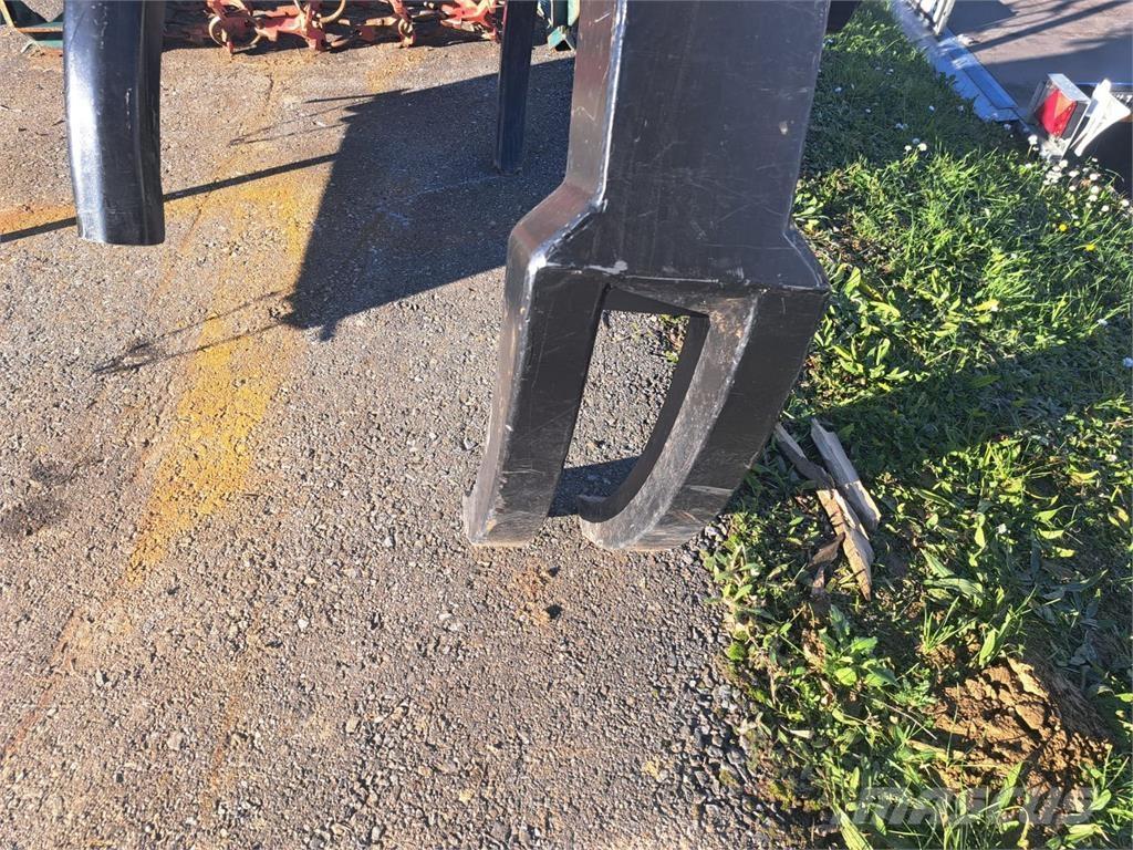  Uniforst 2200 Gozdarstvo - drugo