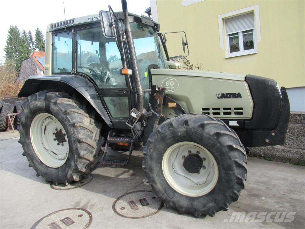 Valtra 6200 Traktorji