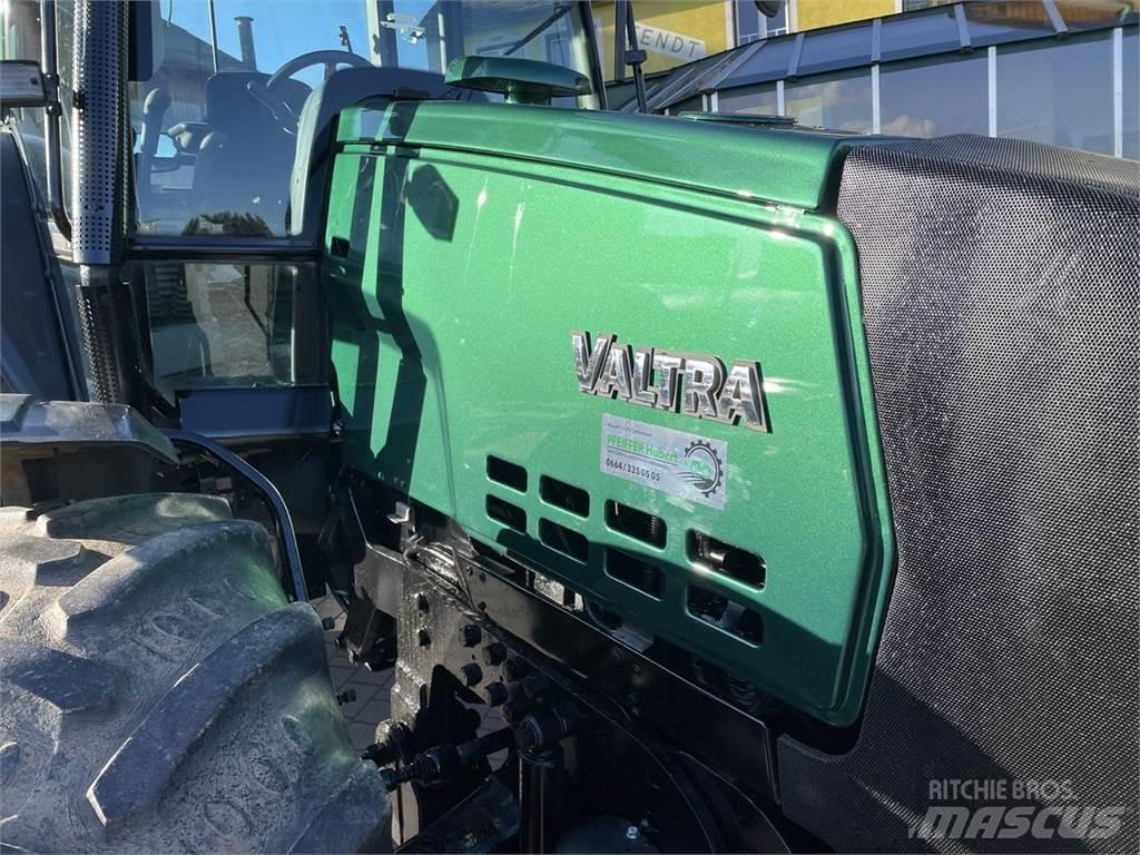Valtra 6850 HiTech Traktorji