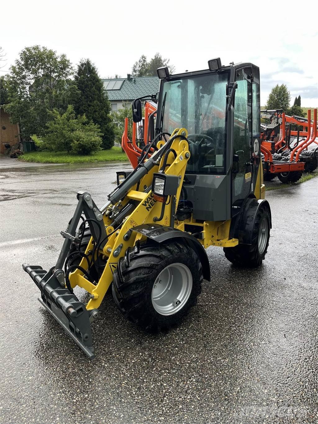 Wacker Neuson WL 20 Čelni nakladalci in kopači