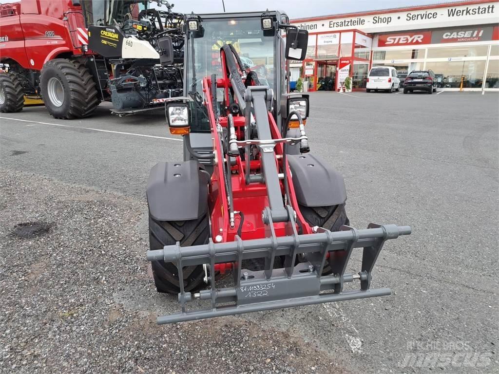 Weidemann 1260 LP Čelni nakladalci in kopači