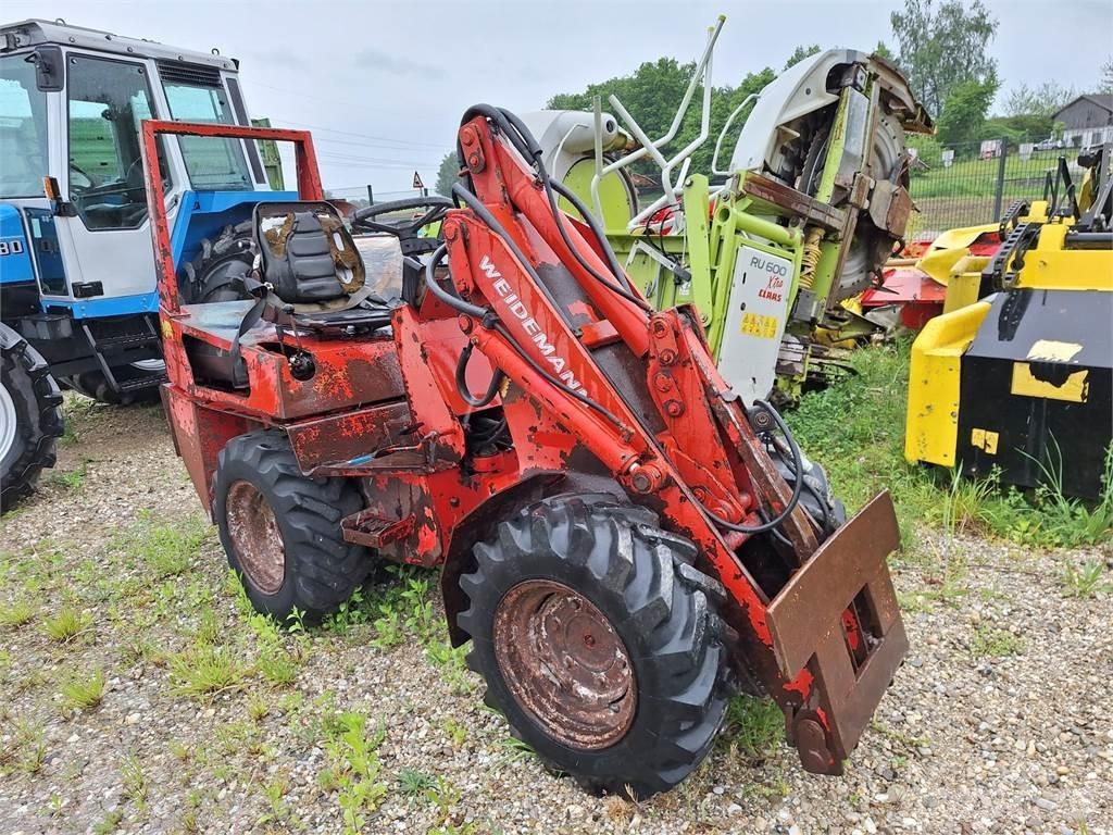 Weidemann 917 D/M Čelni nakladalci in kopači