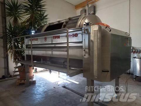  Wottle TPN 4000 Ostala vinogradniška oprema