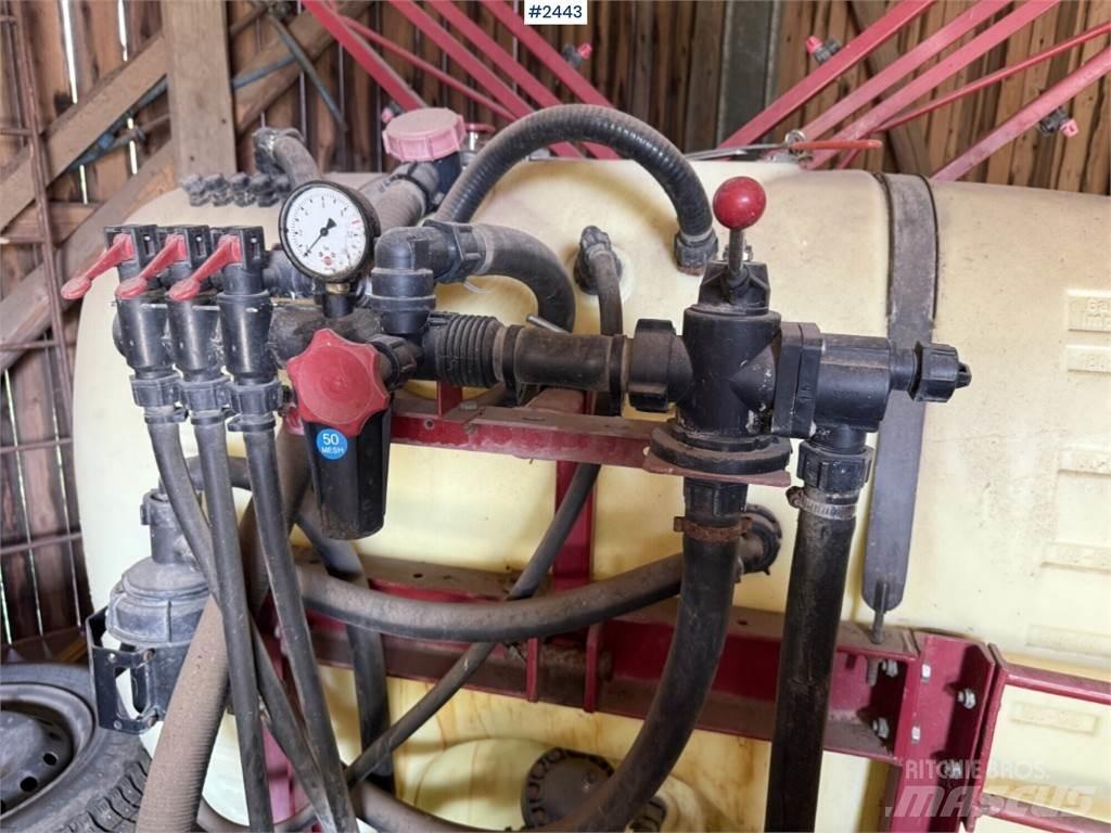 Hardi 800L 12m Škropilnice za vinograde