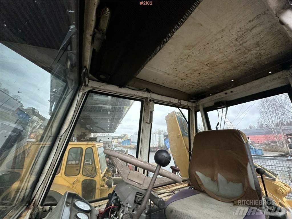 JCB 3D-4 Traktorji