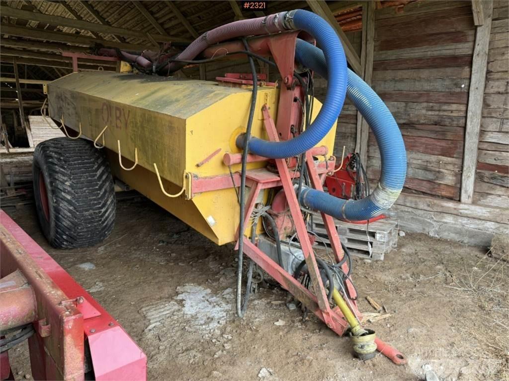 Olby 10B30 Trosilniki gnoja