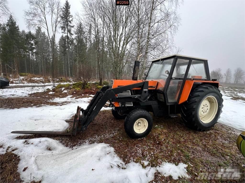 Ursus 385 Traktorji