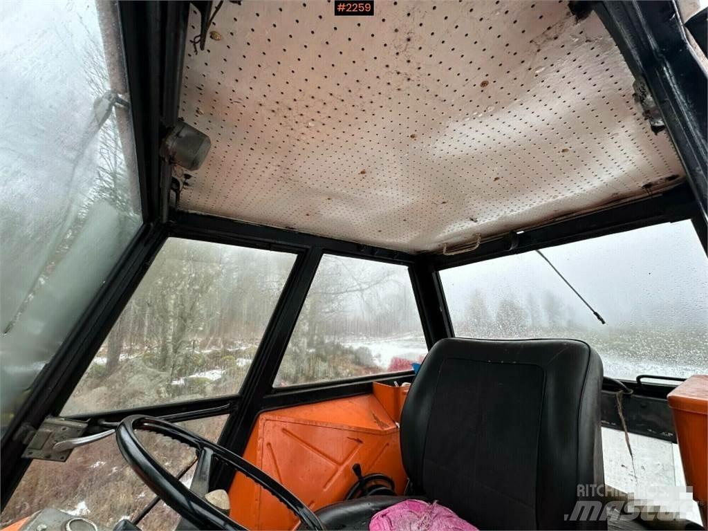 Ursus 385 Traktorji