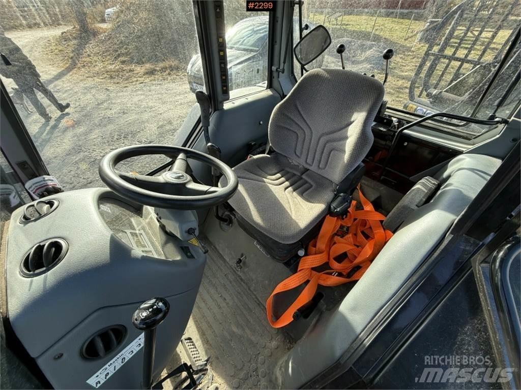 Valtra A75-4 Drugo