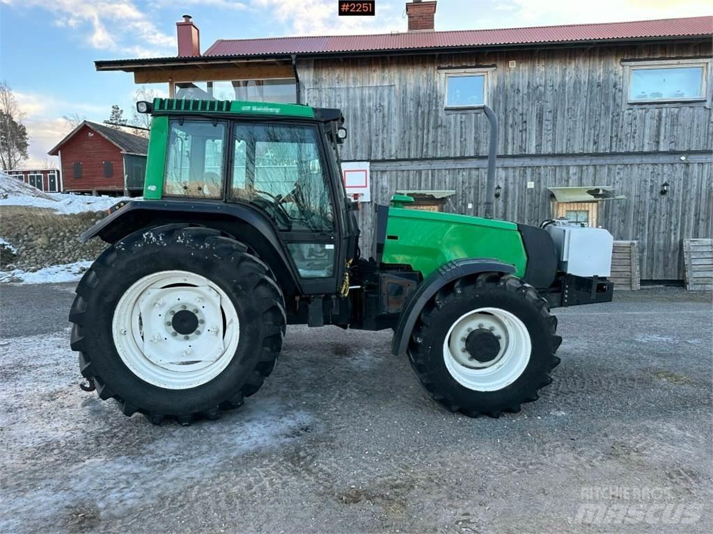 Valtra X110 Traktorji