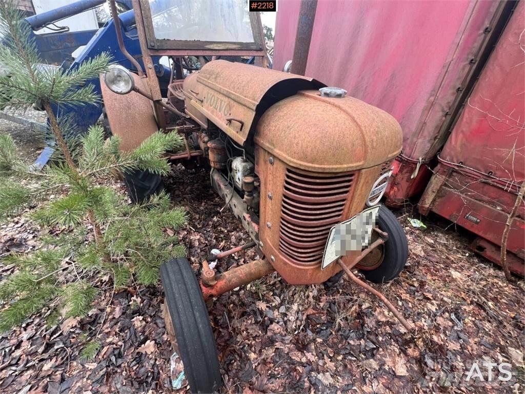 Volvo BM T22 Traktorji