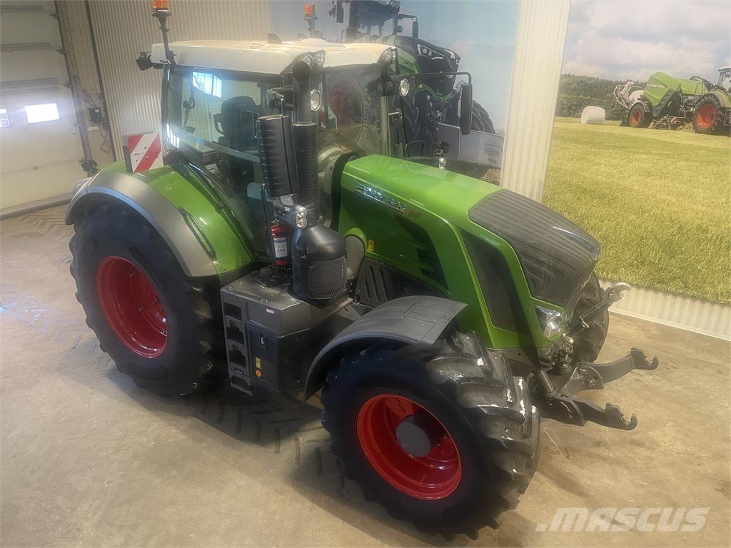 Fendt 828 Traktorji